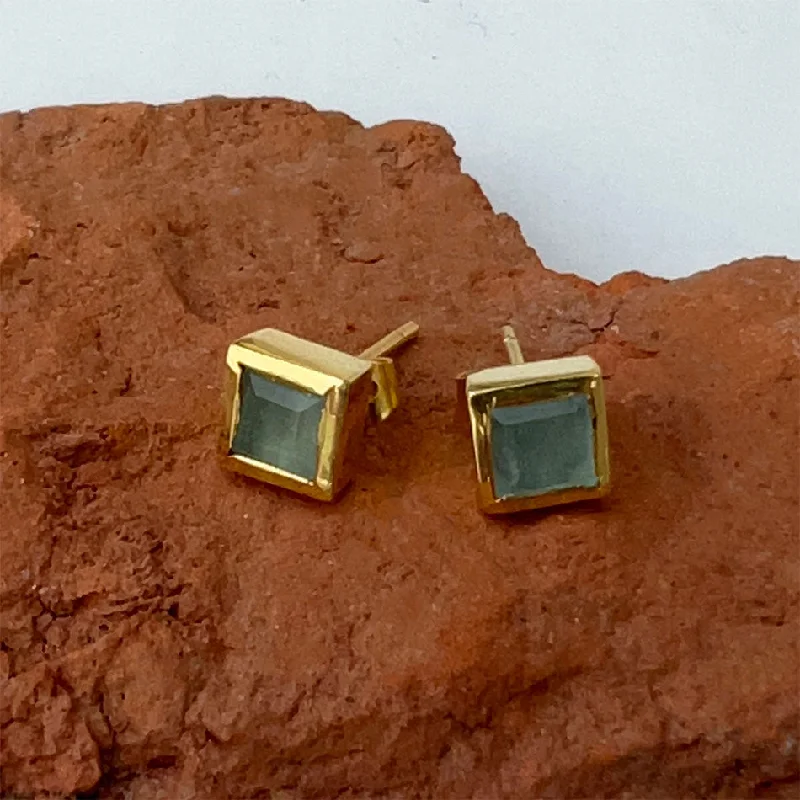 Gemstone Bar Earrings-Chalcedony Studs, India