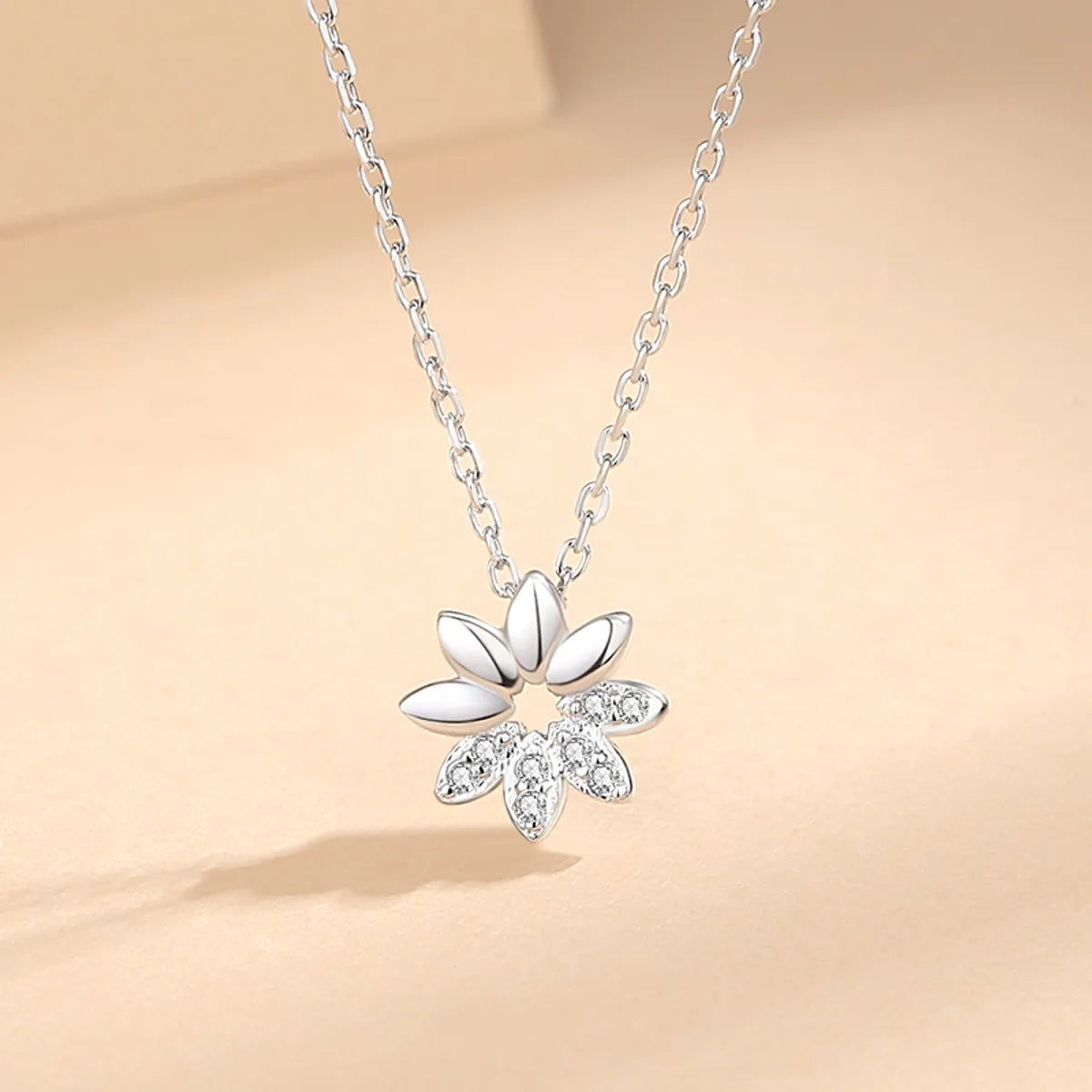 Bridal Set Necklaces-Elegant Simple Style Flower Sterling Silver Plating Inlay Zircon Pendant Necklace