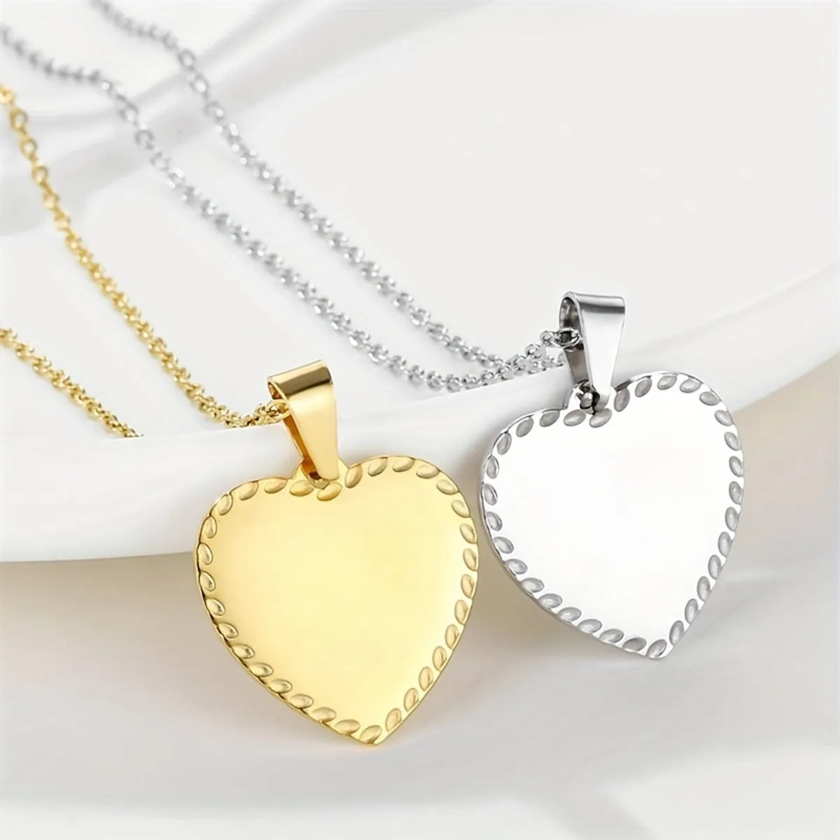 Lotus Necklaces-Simple Style Commute Heart Shape Stainless Steel Plating 18k Gold Plated Women's Pendant Necklace