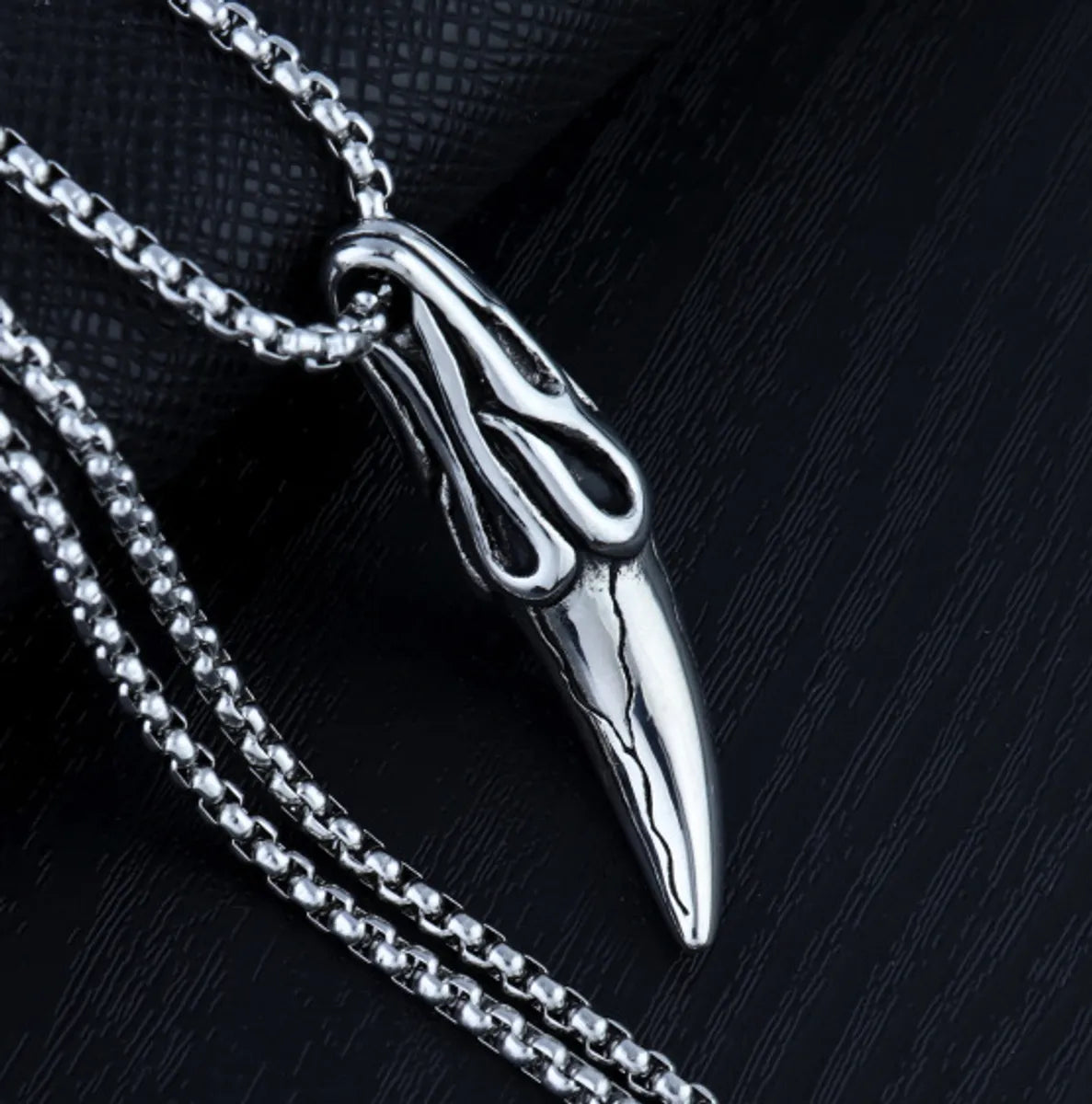 Wolf Titanium Steel Necklace