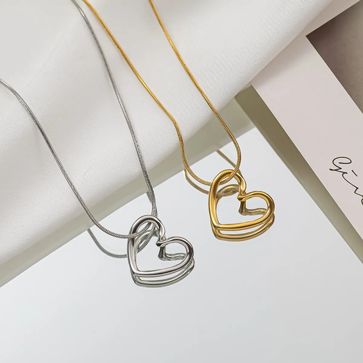 Birthstone Necklaces-Retro Simple Style Heart Shape Titanium Steel Plating Necklace