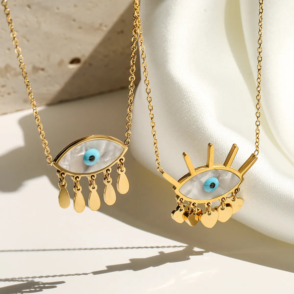 Fashionable Necklaces-Wholesale 1 Piece Classic Style Devil's Eye Titanium Steel 18k Gold Plated Shell Pendant Necklace