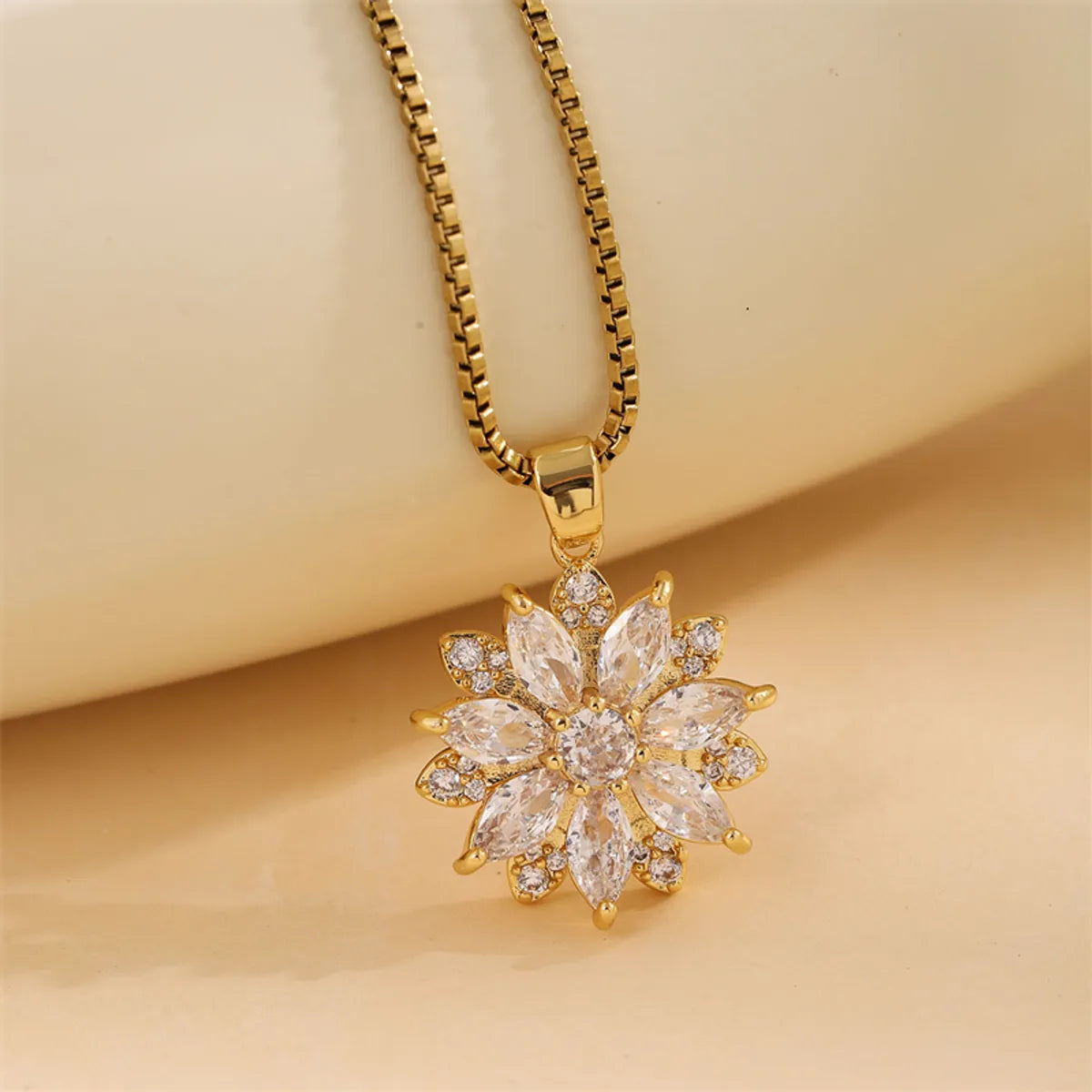 Emerald Necklaces-Cute Snowflake Stainless Steel Titanium Steel Plating Inlay Zircon 18k Gold Plated Pendant Necklace