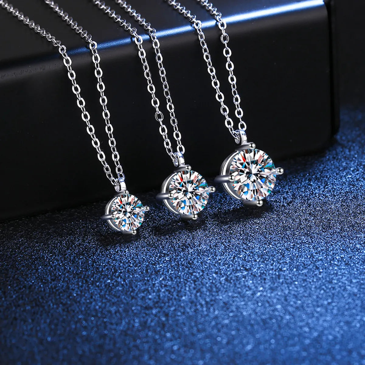 Vintage Style Necklaces-Shiny Round Sterling Silver Plating Moissanite Pendant Necklace