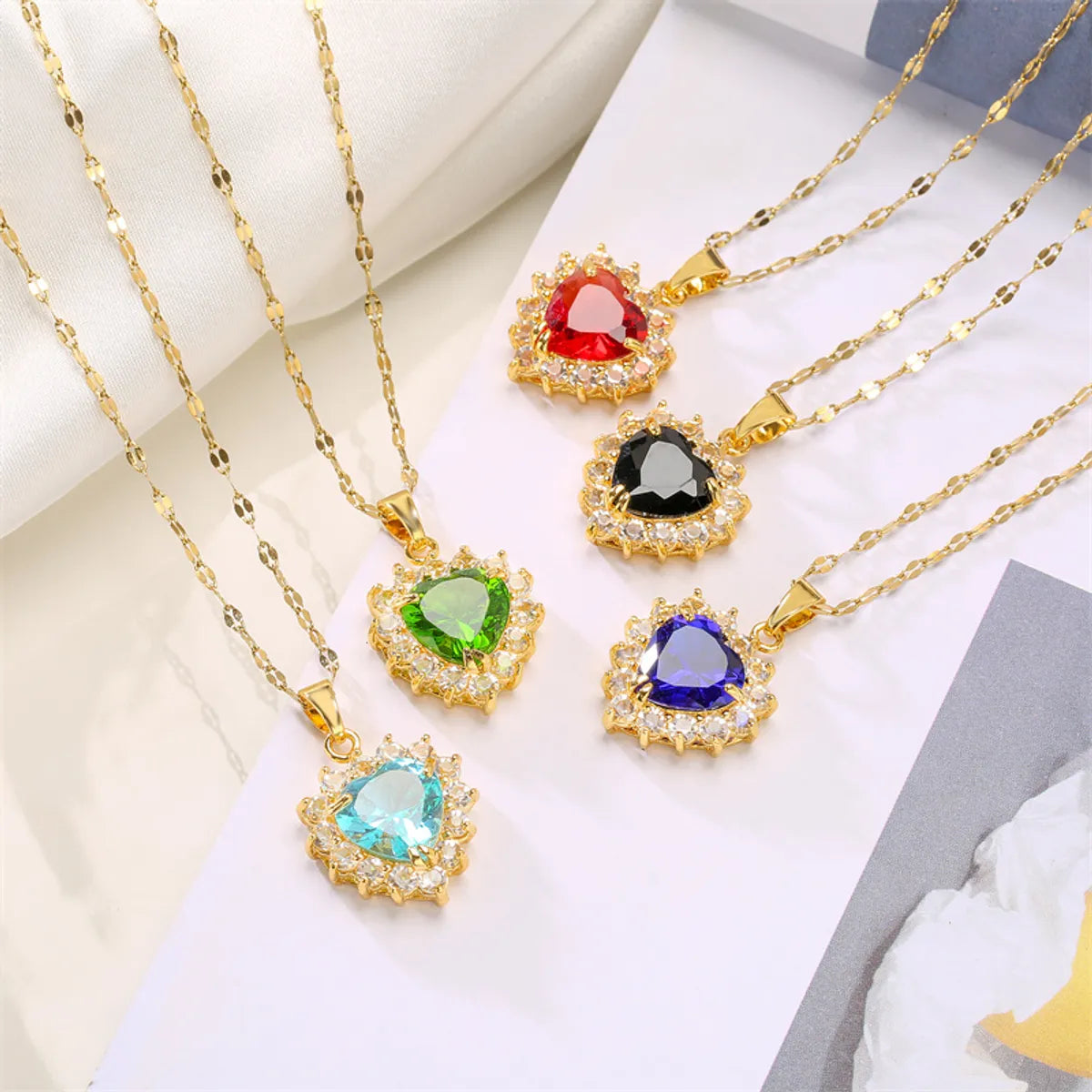 Gemstone Pendant Necklaces-Ig Style Simple Style Heart Shape Stainless Steel Copper Plating Inlay Zircon Gold Plated Pendant Necklace