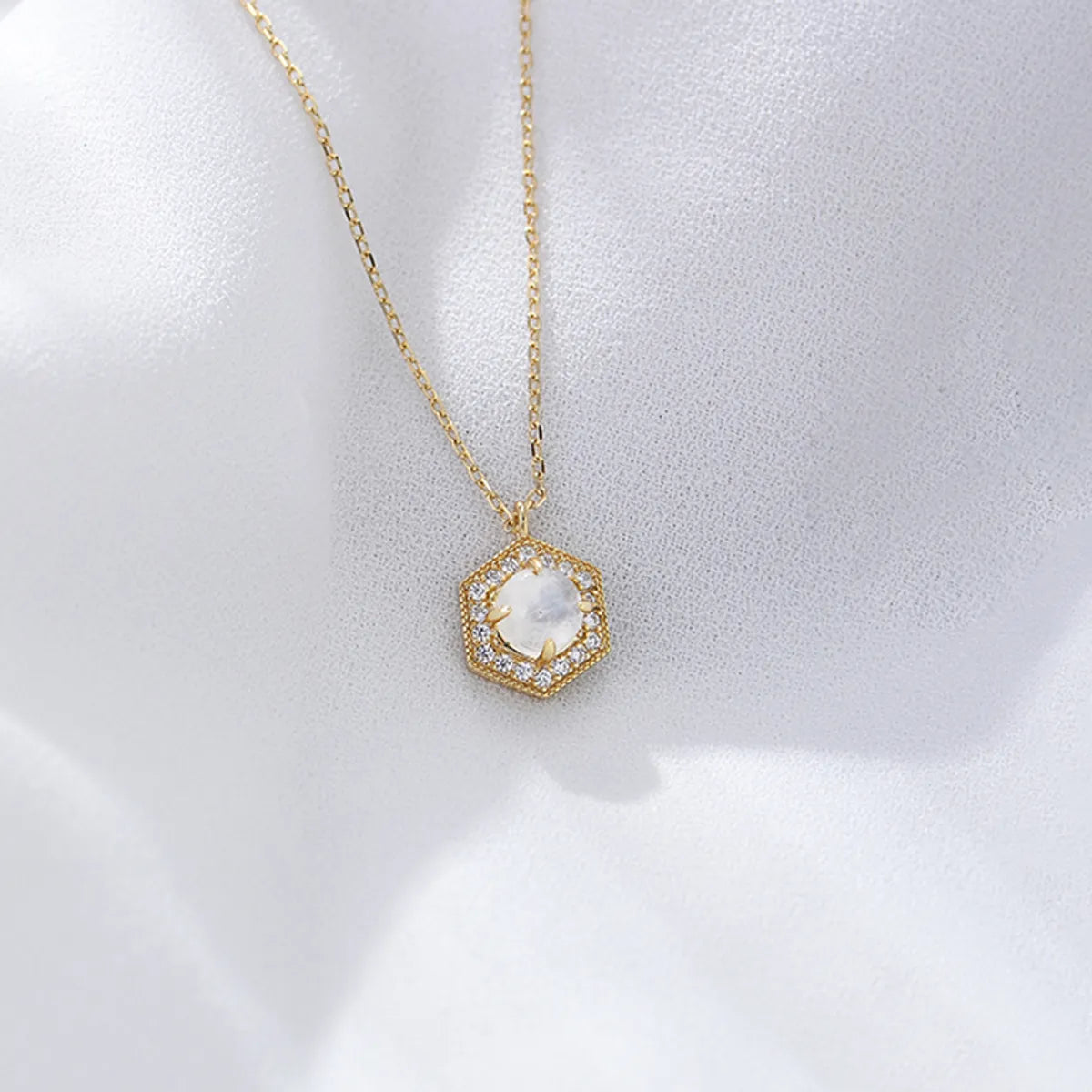 Personalized Gold-Plated Necklaces-Ig Style Hexagon Sterling Silver Plating Inlay Natural Stone 14k Gold Plated Rhodium Plated Pendant Necklace