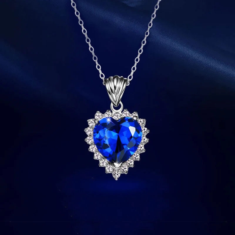 Nameplate Necklaces-Elegant Shiny Heart Shape Sterling Silver Inlay Zircon Pendant Necklace