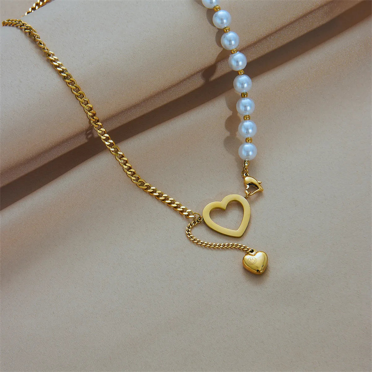 Wedding Necklaces-Elegant Heart Shape Imitation Pearl Titanium Steel Plating 18k Gold Plated Pendant Necklace