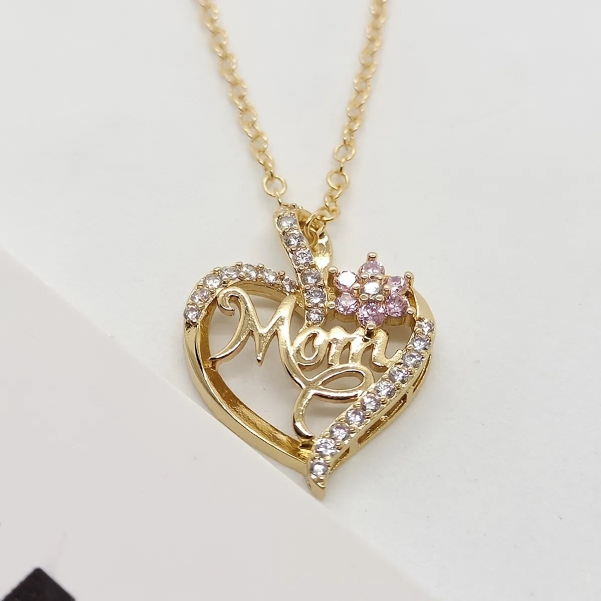 Amethyst Necklaces-Mama Letter Heart Shape Copper Plating Inlay Zircon Gold Plated Necklace