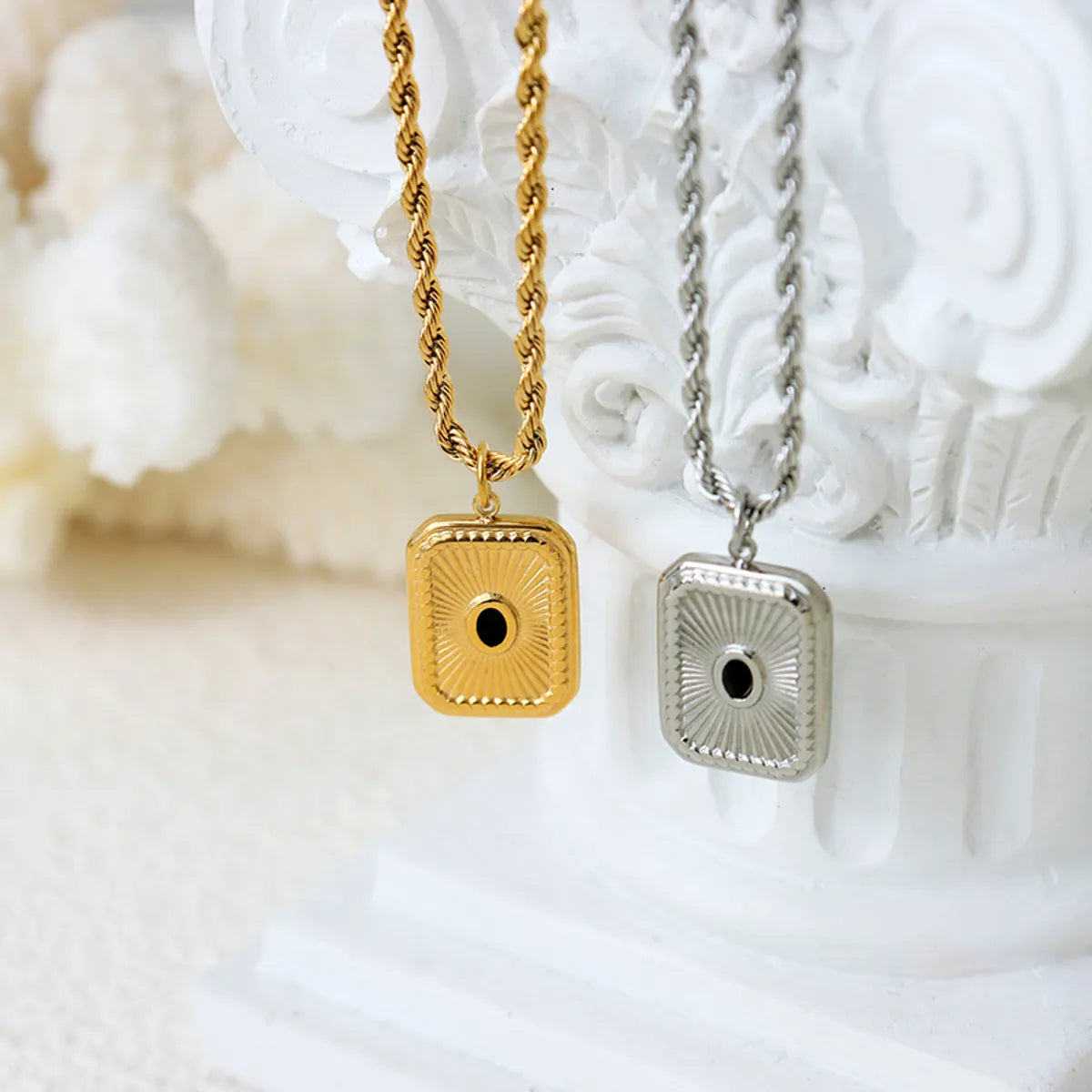 Natural Gemstone Necklaces-Wholesale Retro Square Titanium Steel Plating Inlay 18k Gold Plated Acrylic Pendant Necklace