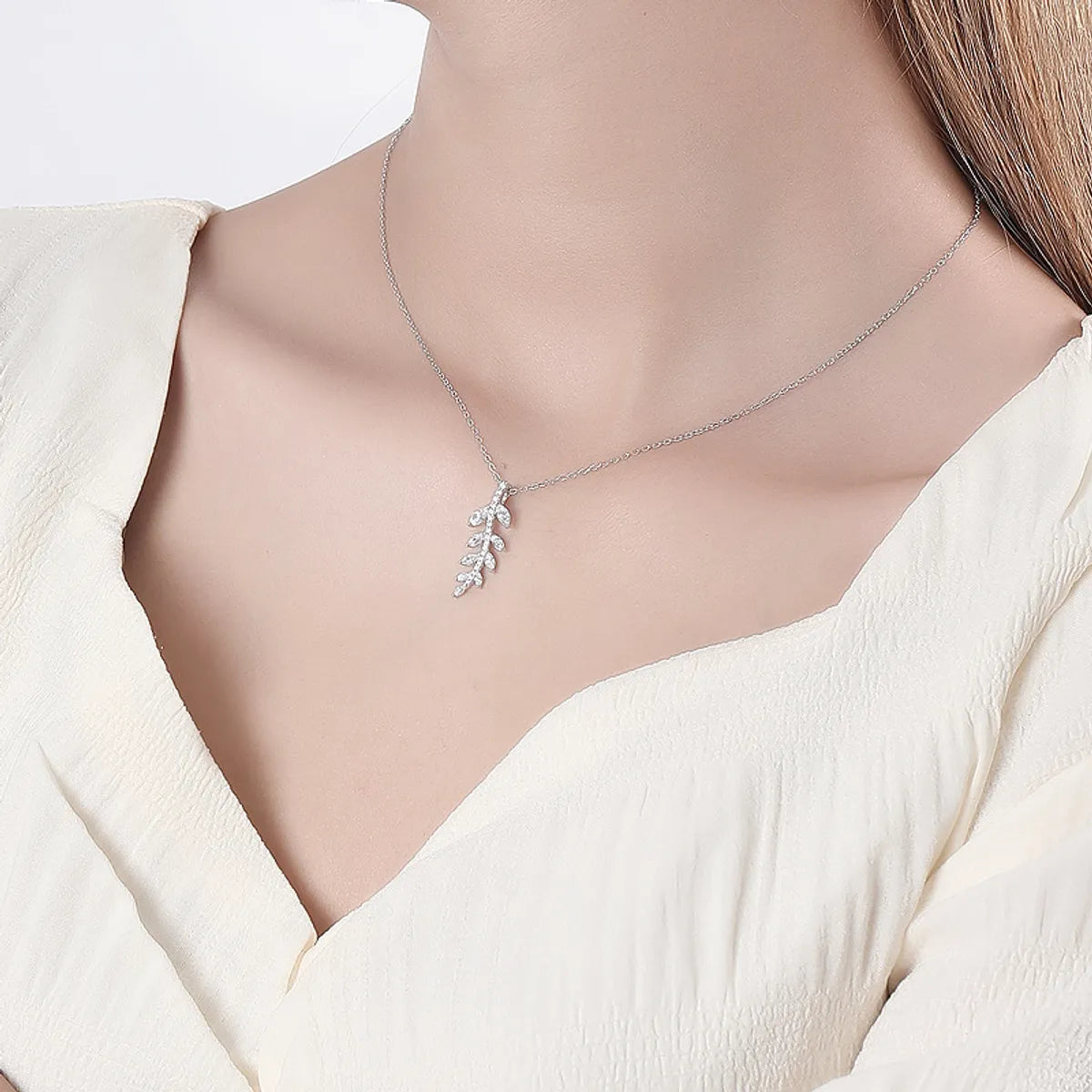 Unique Necklaces-Simple Style Leaves Sterling Silver Plating Pendant Necklace