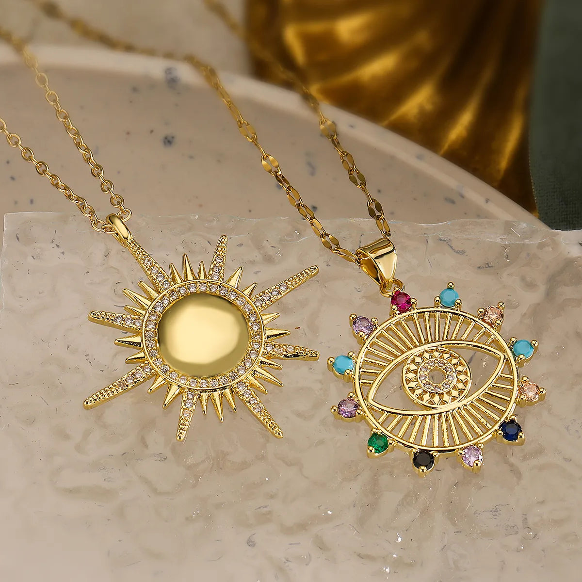 Silk Necklaces-Copper 18K Gold Plated Retro Sun Devil'S Eye Inlay Zircon Pendant Necklace